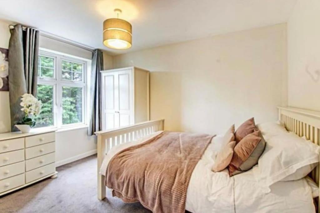 The Wickets - 2 Bedroom Apartment Overlooking Cricket Club Marton-in-Cleveland Екстер'єр фото