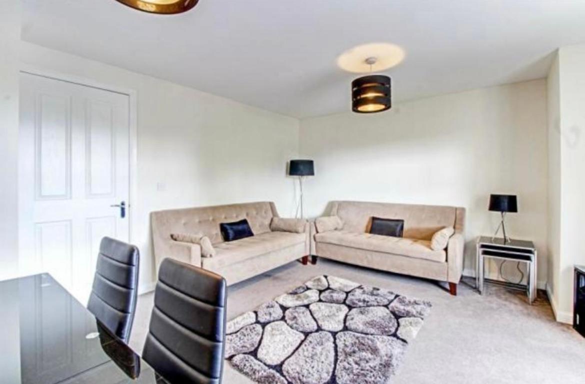 The Wickets - 2 Bedroom Apartment Overlooking Cricket Club Marton-in-Cleveland Екстер'єр фото